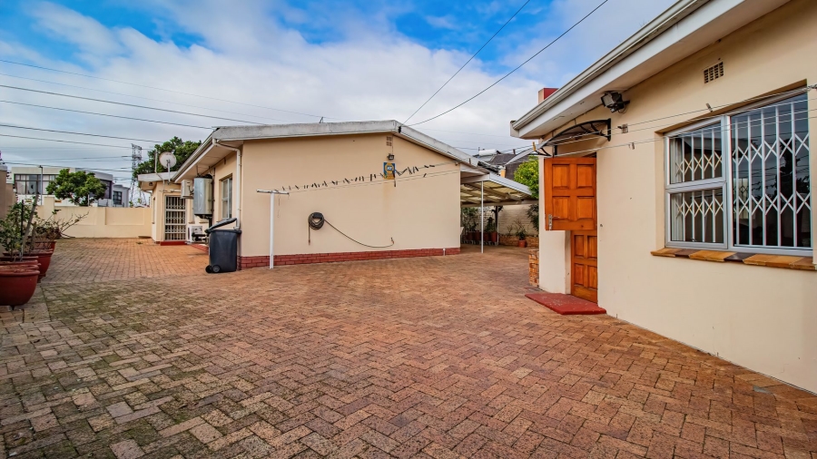 3 Bedroom Property for Sale in Gatesville Western Cape